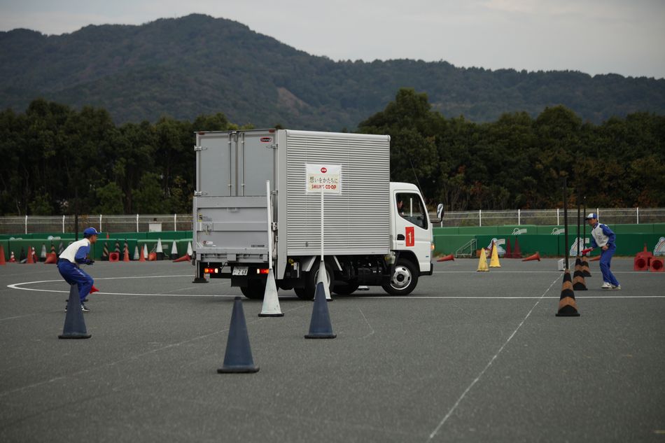 第5回全国生協安全運転大会実技試験の様子